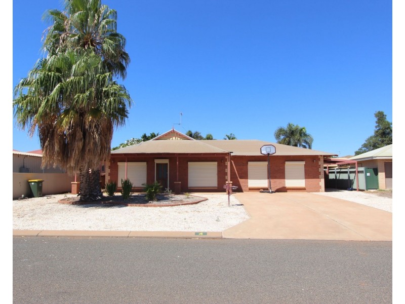 4 Parker Close, Baynton WA 6714