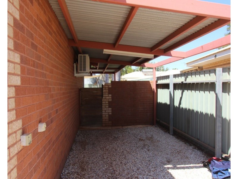 4 Parker Close, Baynton WA 6714