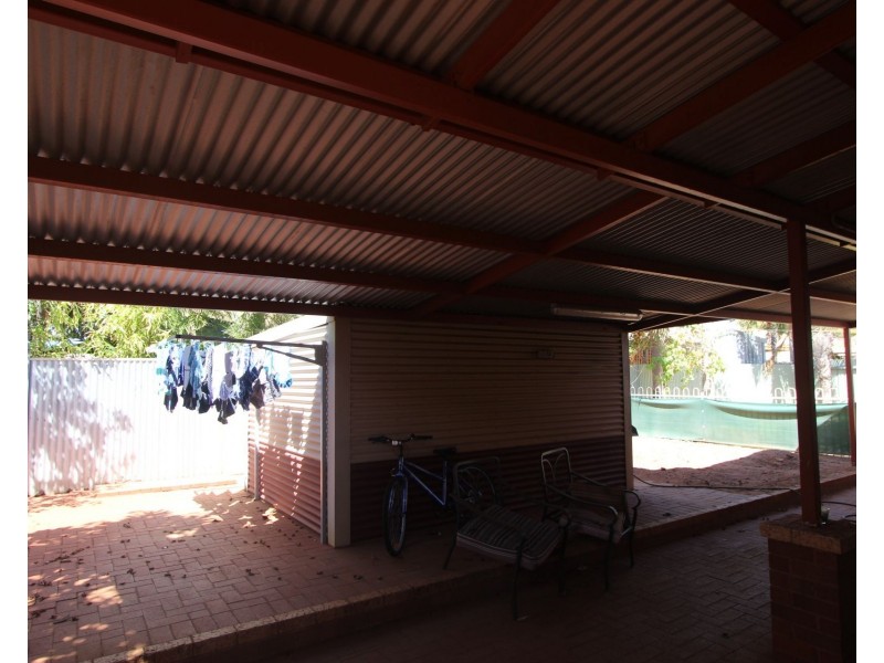 4 Parker Close, Baynton WA 6714