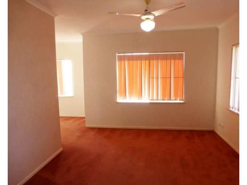 39 McCamey Loop, Baynton WA 6714