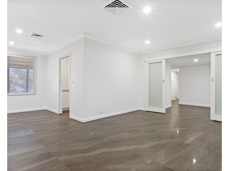 15 Pingandy Crescent, Dampier WA 6713