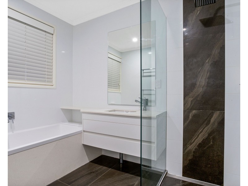 15 Pingandy Crescent, Dampier WA 6713