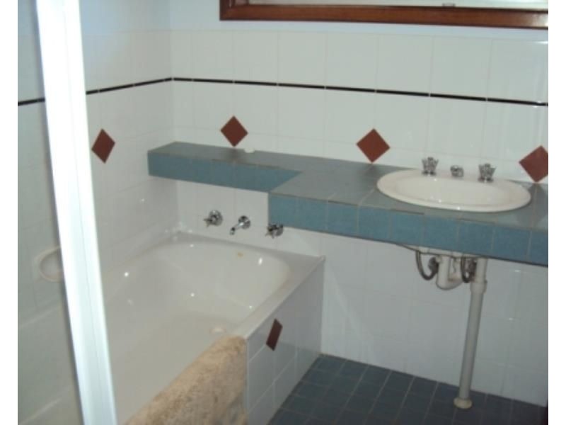 8 Shimmon Place, Pegs Creek WA 6714