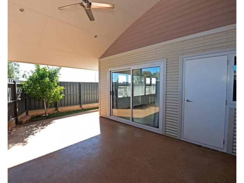 29 Bettong Bend, Baynton WA 6714