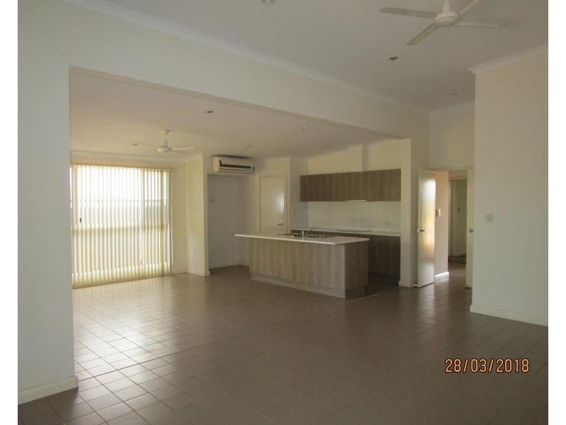 56 Brolga Meander, Nickol WA 6714
