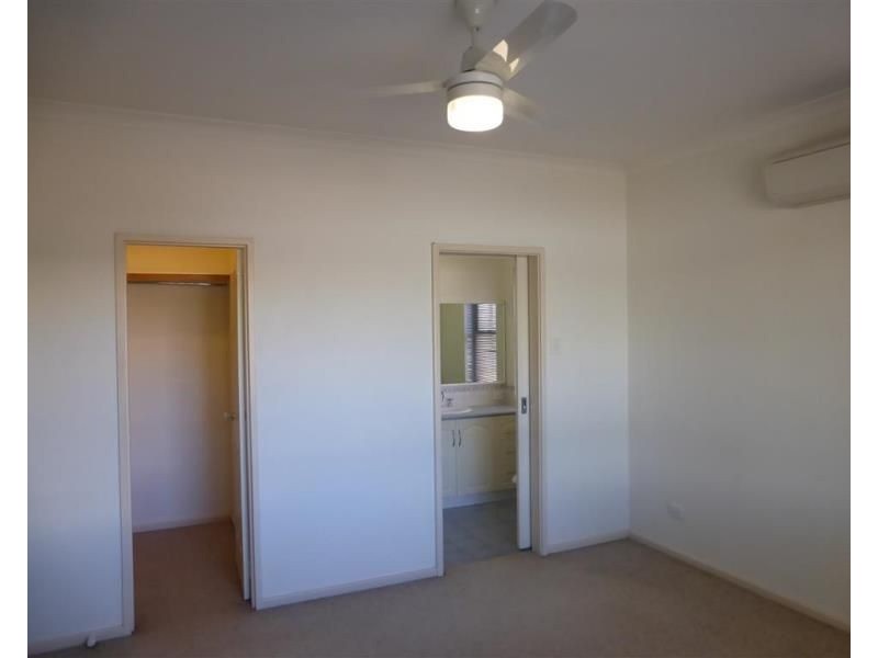 10 Thistle Loop, Nickol WA 6714