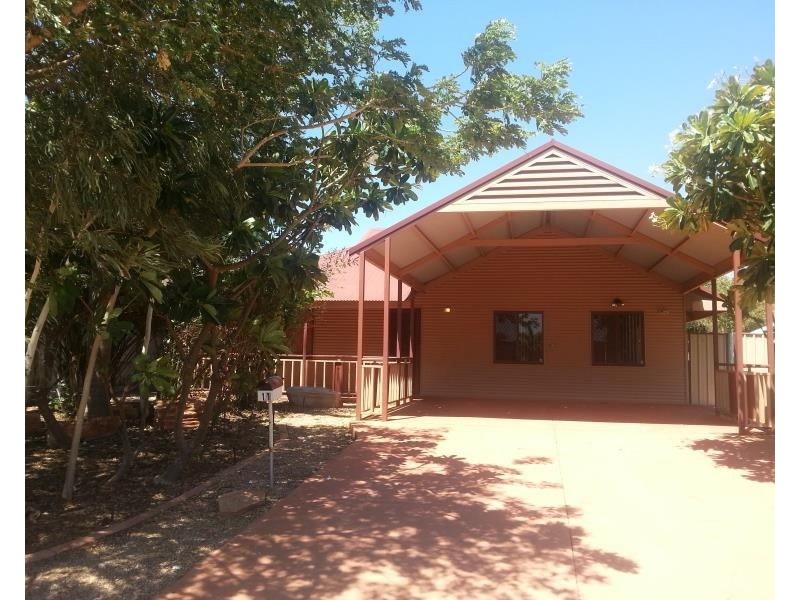 11 Buchanan Circuit, Baynton WA 6714