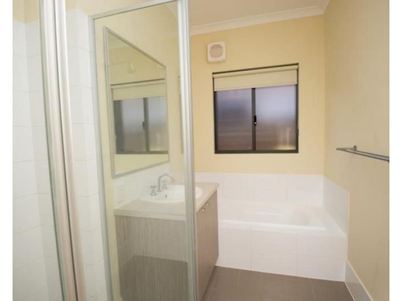 70 Mantaray Loop, Nickol WA 6714