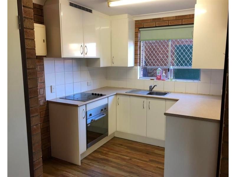 5/2 Sun Court, Millars Well WA 6714