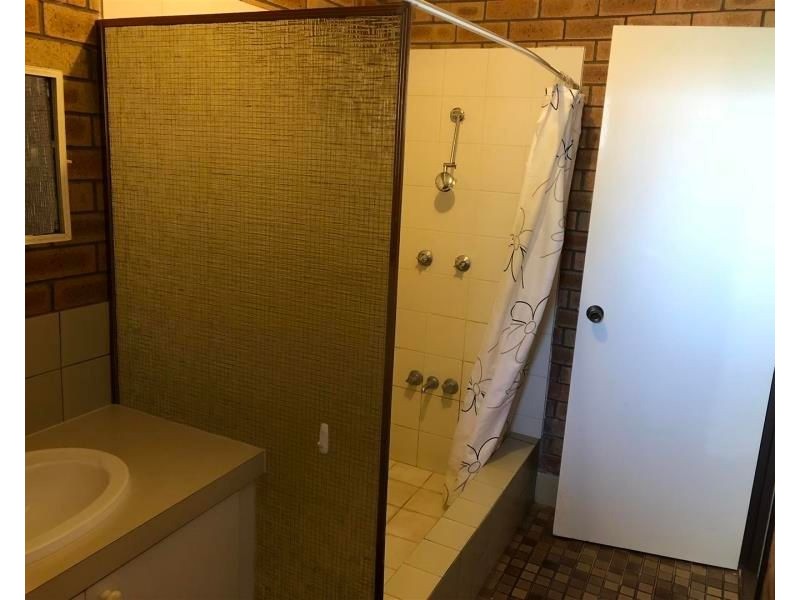 5/2 Sun Court, Millars Well WA 6714