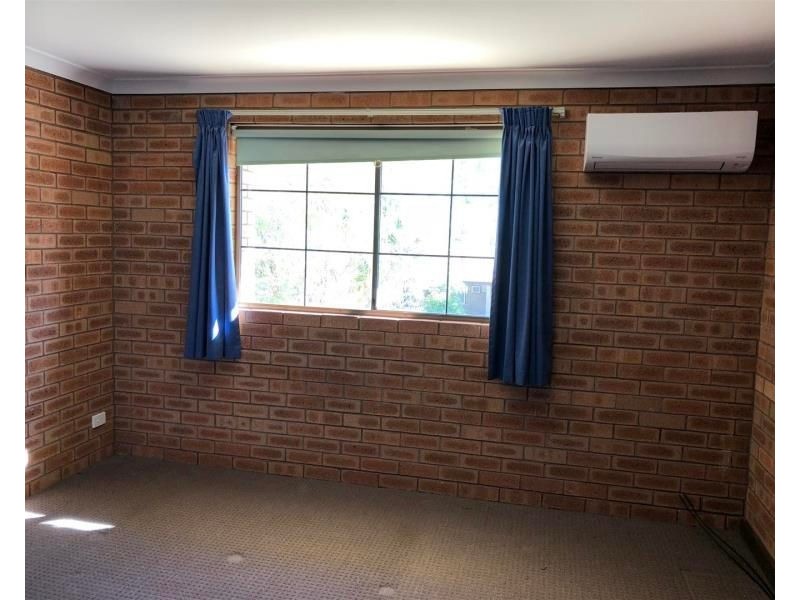 5/2 Sun Court, Millars Well WA 6714