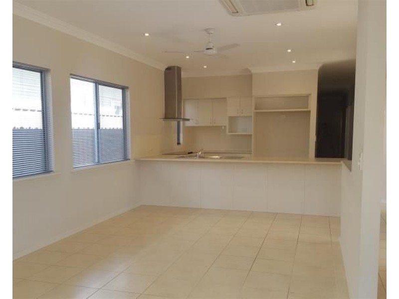 5 Bajamalu Drive, Baynton WA 6714