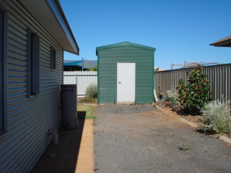 32 Macmahon Way, Karratha WA 6714
