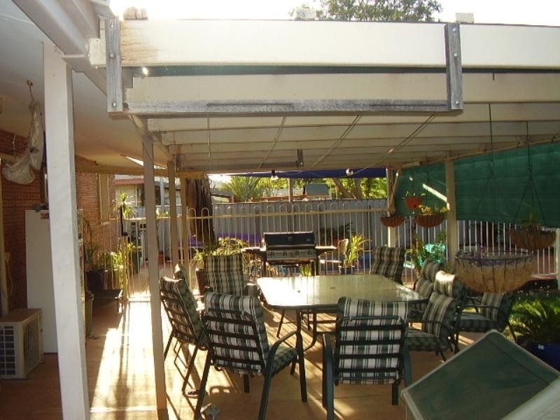 6 Watts Place, Karratha WA 6714