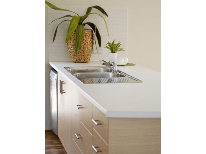 27 Wedgetail Eagle Avenue, Karratha WA 6714