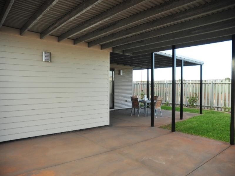 27 Wedgetail Eagle Avenue, Karratha WA 6714