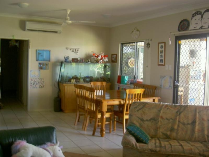 24 Koolinda Parade, Baynton WA 6714