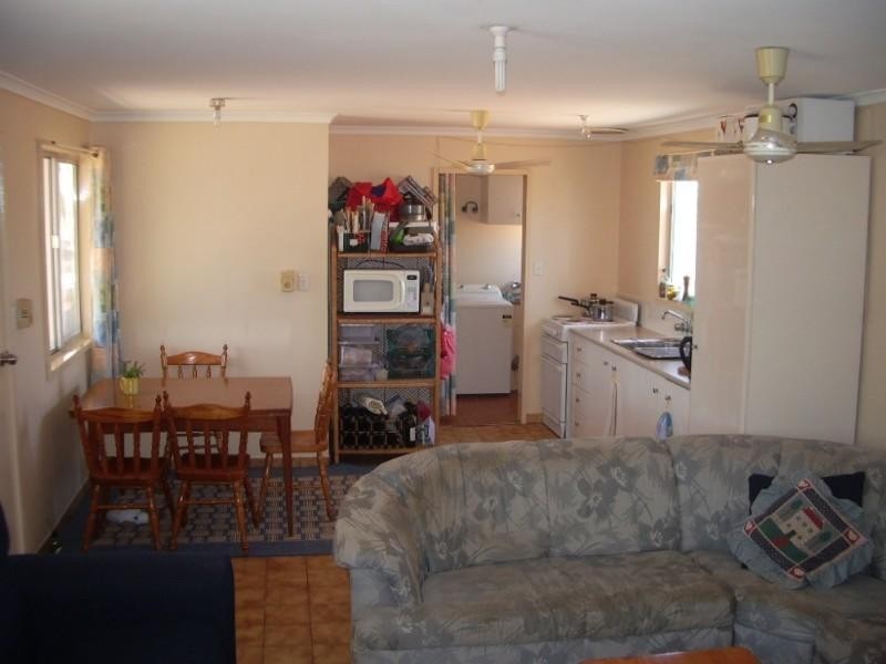 8 Clarke Place, Onslow WA 6710