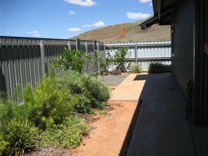 11 Lilly Parade, Karratha WA 6714