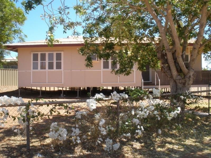 1 Hope Court, Onslow WA 6710