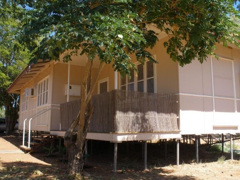 1 Hope Court, Onslow WA 6710