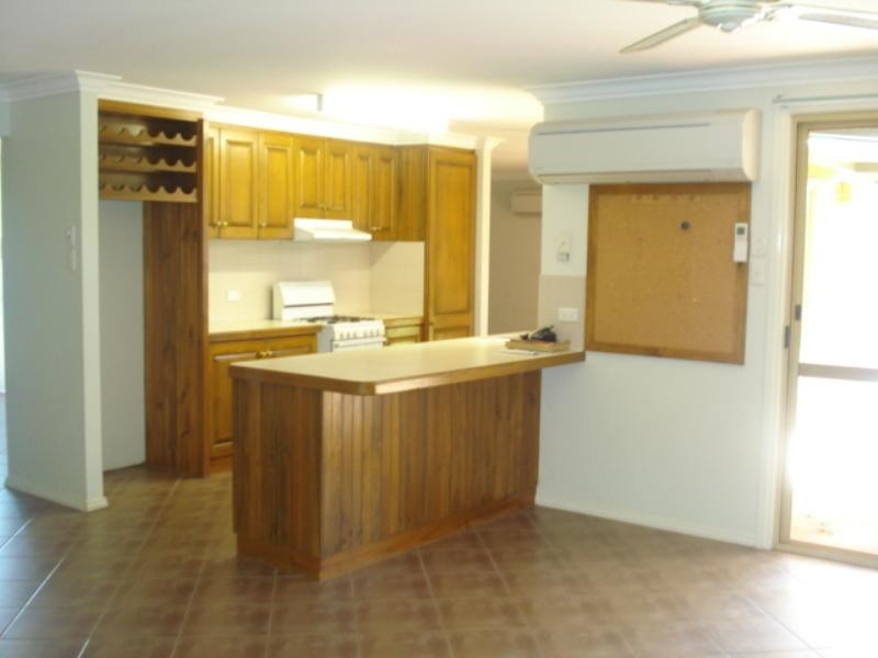 7 Birch Place, Baynton WA 6714