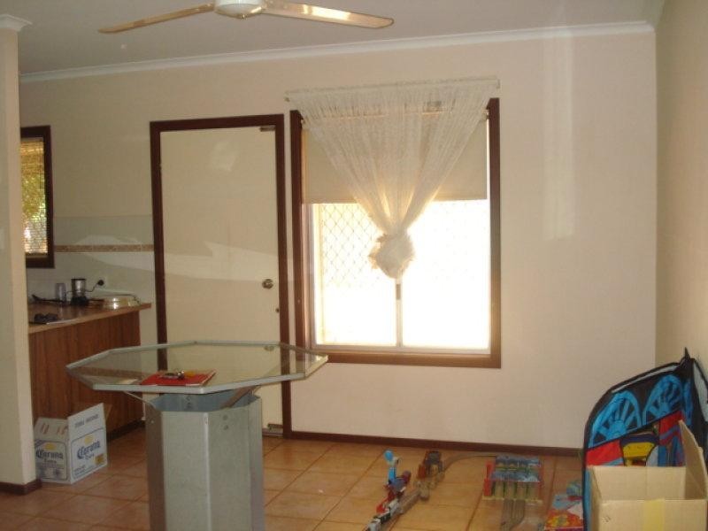 8 Nelly Way, Wickham WA 6720