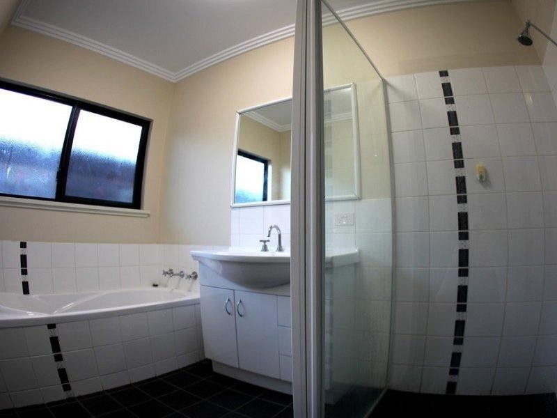 6 treetop Crescent, Nickol WA 6714