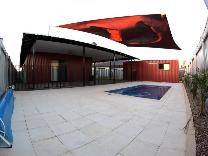 6 treetop Crescent, Nickol WA 6714