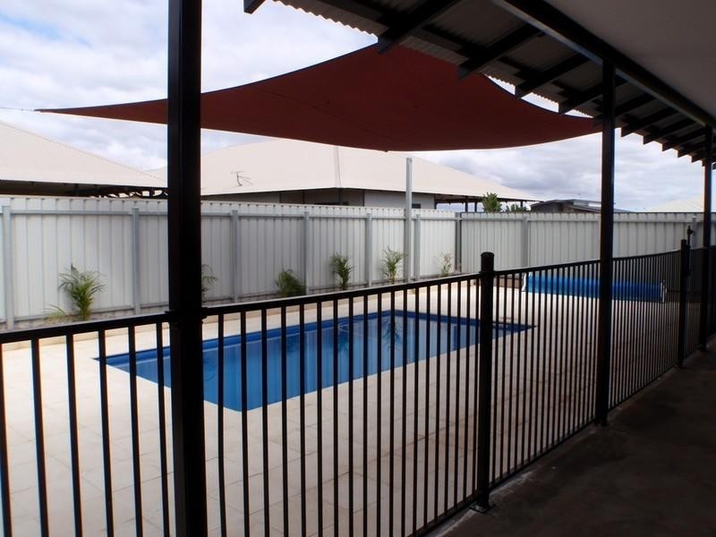 6 treetop Crescent, Nickol WA 6714