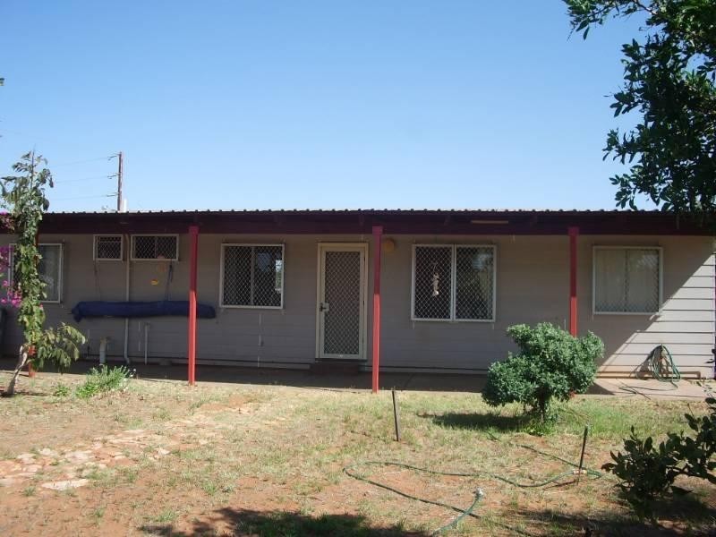 8 Clarke, Onslow WA 6710