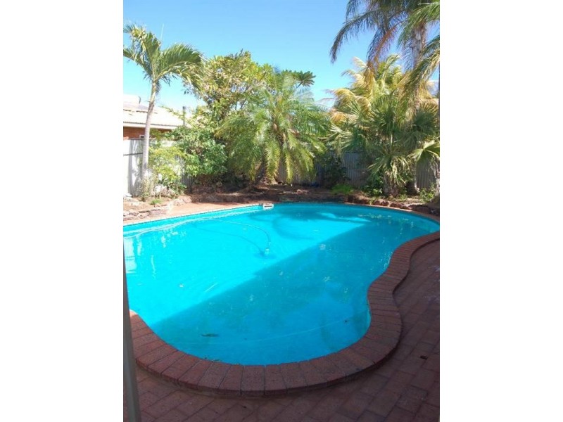 8 Hackett Close, Karratha WA 6714