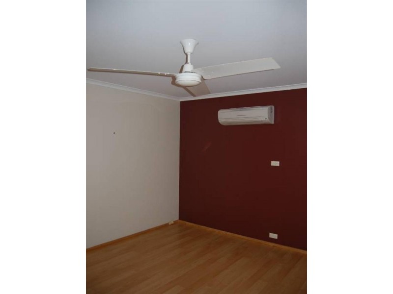 6 Baseden Way, Karratha WA 6714