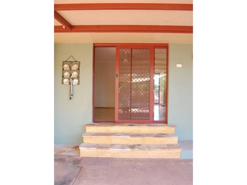 6 Baseden Way, Karratha WA 6714