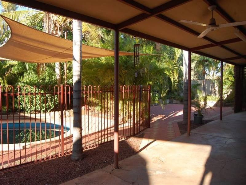 6 Baseden Way, Karratha WA 6714