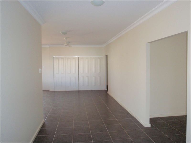 11 Warbler Loop, Karratha WA 6714