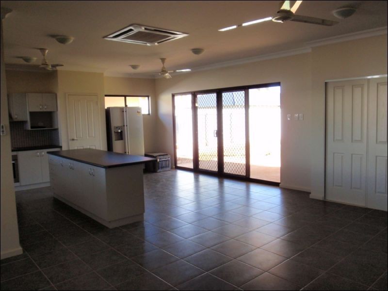 11 Warbler Loop, Karratha WA 6714