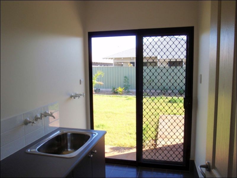 11 Warbler Loop, Karratha WA 6714