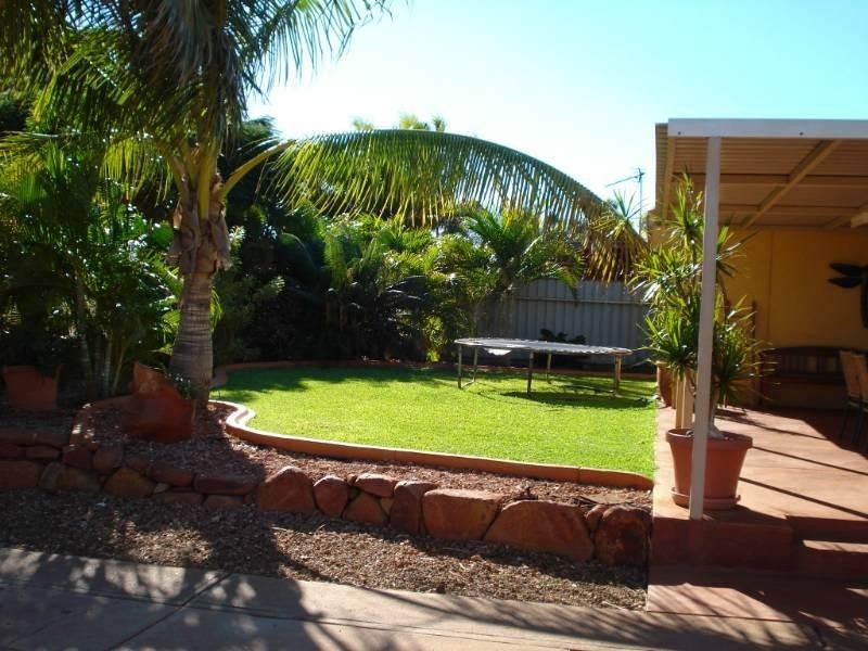 154 Giles Crescent, Dampier WA 6713