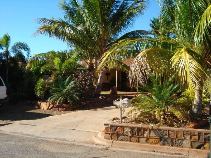 154 Giles Crescent, Dampier WA 6713