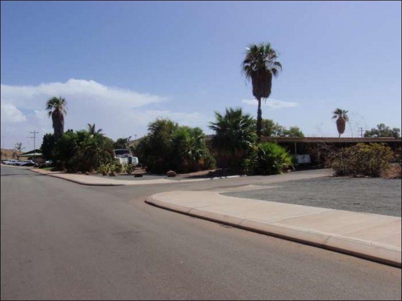 16 Hillview Road, Karratha WA 6714