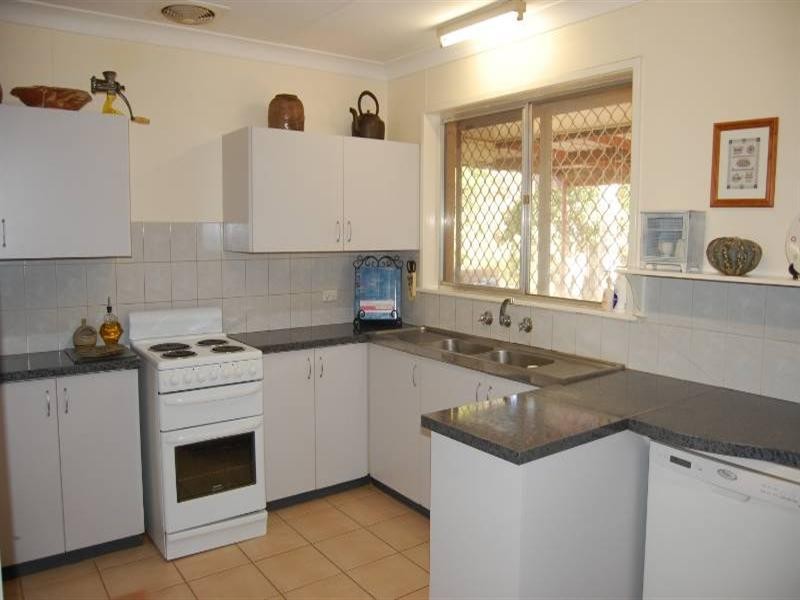 226B Fremantle Crescent, Dampier WA 6713