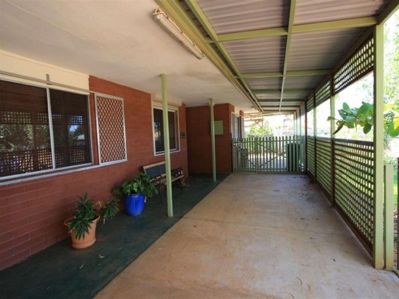 10 Dalton Close, Karratha WA 6714