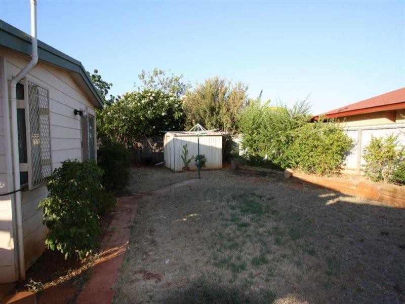 22 McCamey Loop, Karratha WA 6714