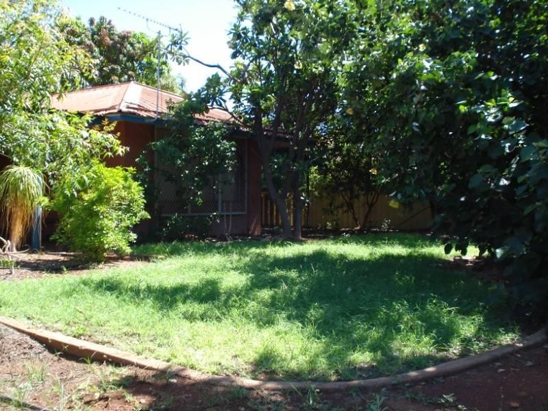 253 Yule Crescent, Dampier WA 6713