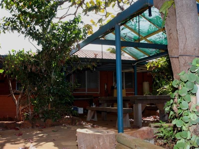 253 Yule Crescent, Dampier WA 6713