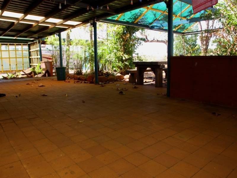 253 Yule Crescent, Dampier WA 6713