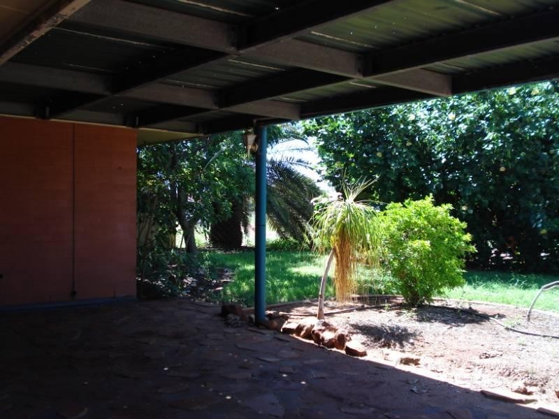 253 Yule Crescent, Dampier WA 6713