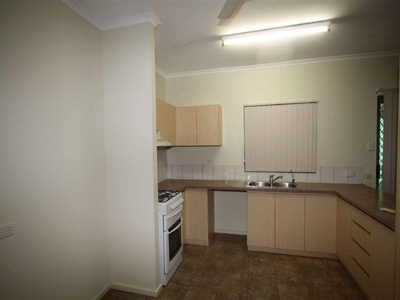 2 Watts Place, Karratha WA 6714