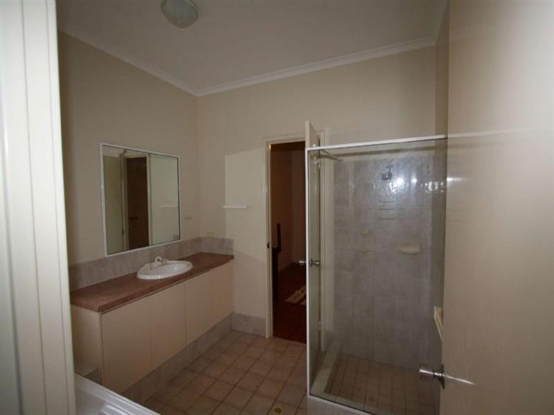 2 Watts Place, Karratha WA 6714